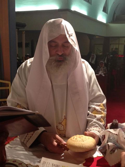 Early Liturgy at the Archangel Greek Orthodox Church, photo 5 of 37