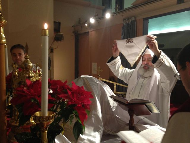 Early Liturgy at the Archangel Greek Orthodox Church, photo 16 of 37