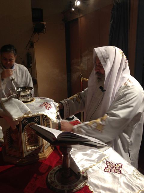 Early Liturgy at the Archangel Greek Orthodox Church, photo 21 of 37