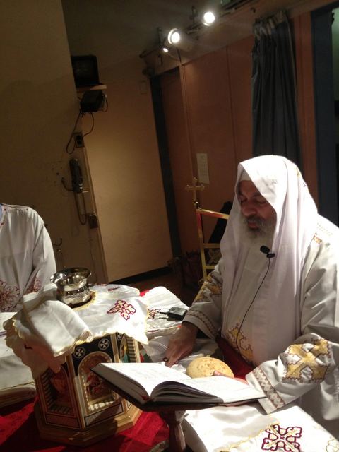 Early Liturgy at the Archangel Greek Orthodox Church, photo 23 of 37