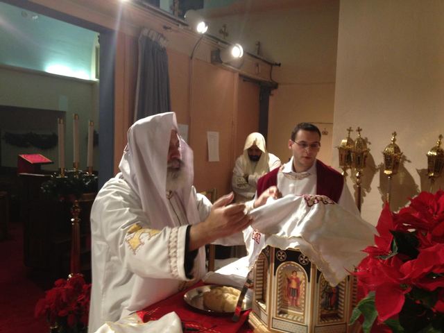 Early Liturgy at the Archangel Greek Orthodox Church, photo 27 of 37